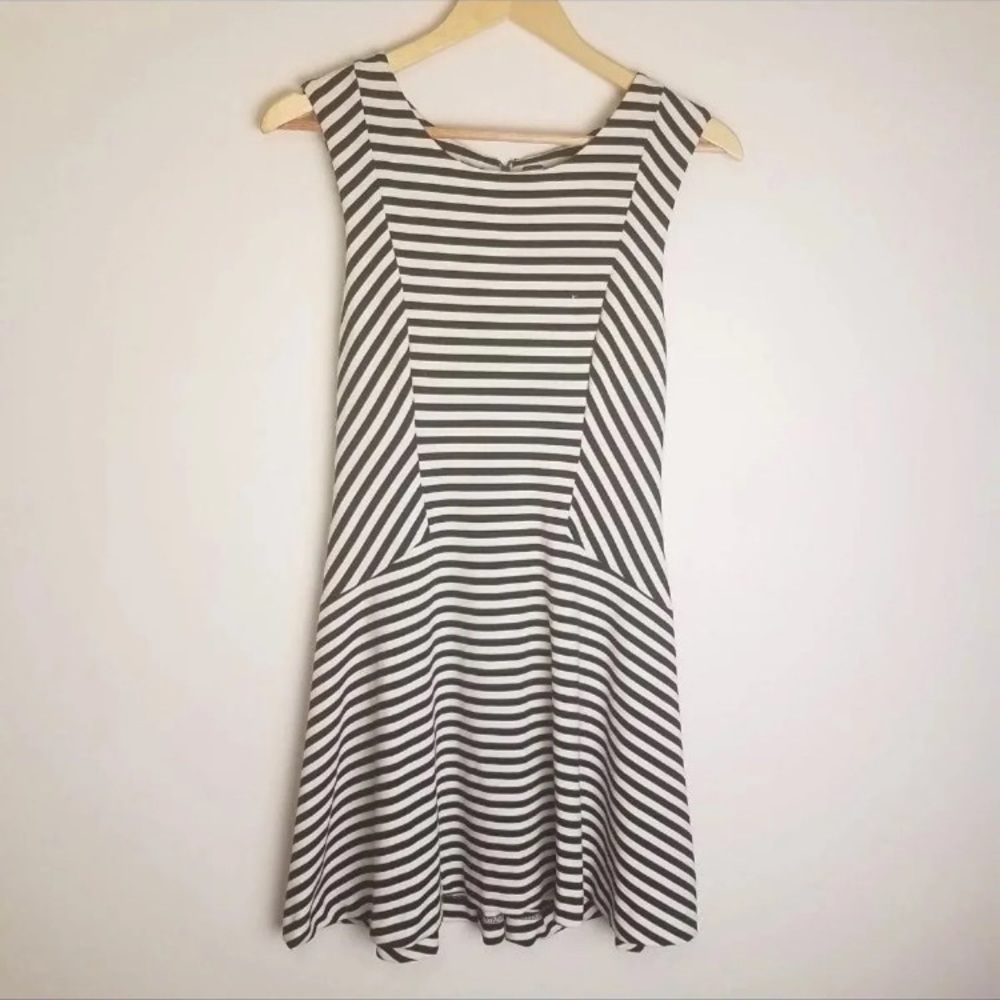 Smal black and white free people flippy dress